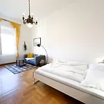 Διαμέρισμα Kiraly Levente - Downtown Location With Ac