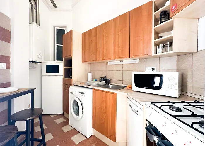 Kiraly Levente - Downtown Location With Ac شقة *
